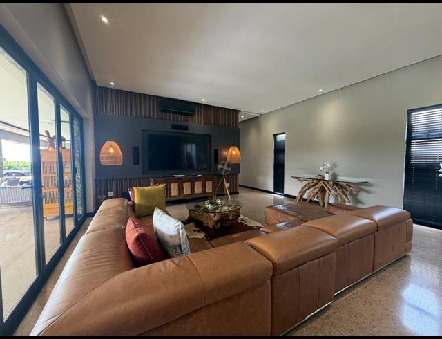 4 BEDROOM FREEHOLD FOR SALE IN ZINI RIVER ESTATE